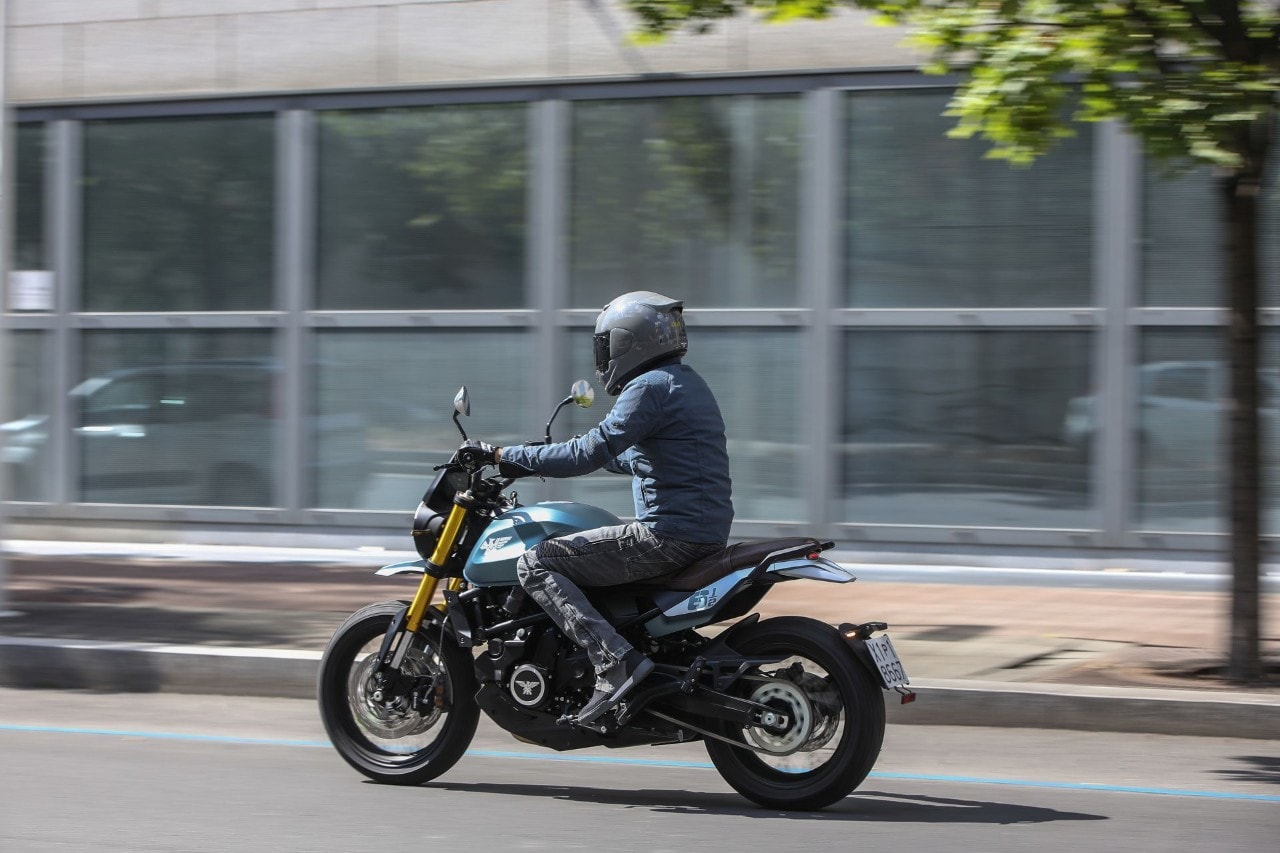 Moto Morini Seiemmezzo: la VIDEOPROVA